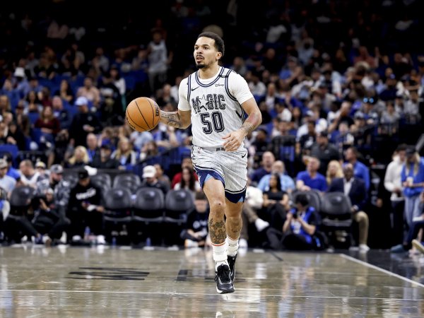 Một số tiền nhỏ khác để làm những điều lớn lao! Bucks có thể cho Cole Anthony một mức lương lên tới 3,65 triệu đô la