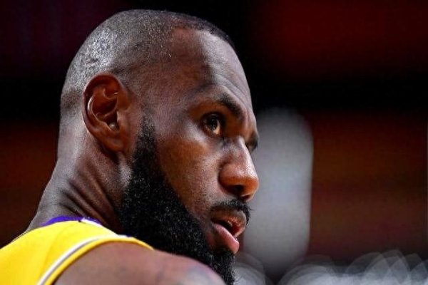 Bỏ qua đã gây sốc cho James kh